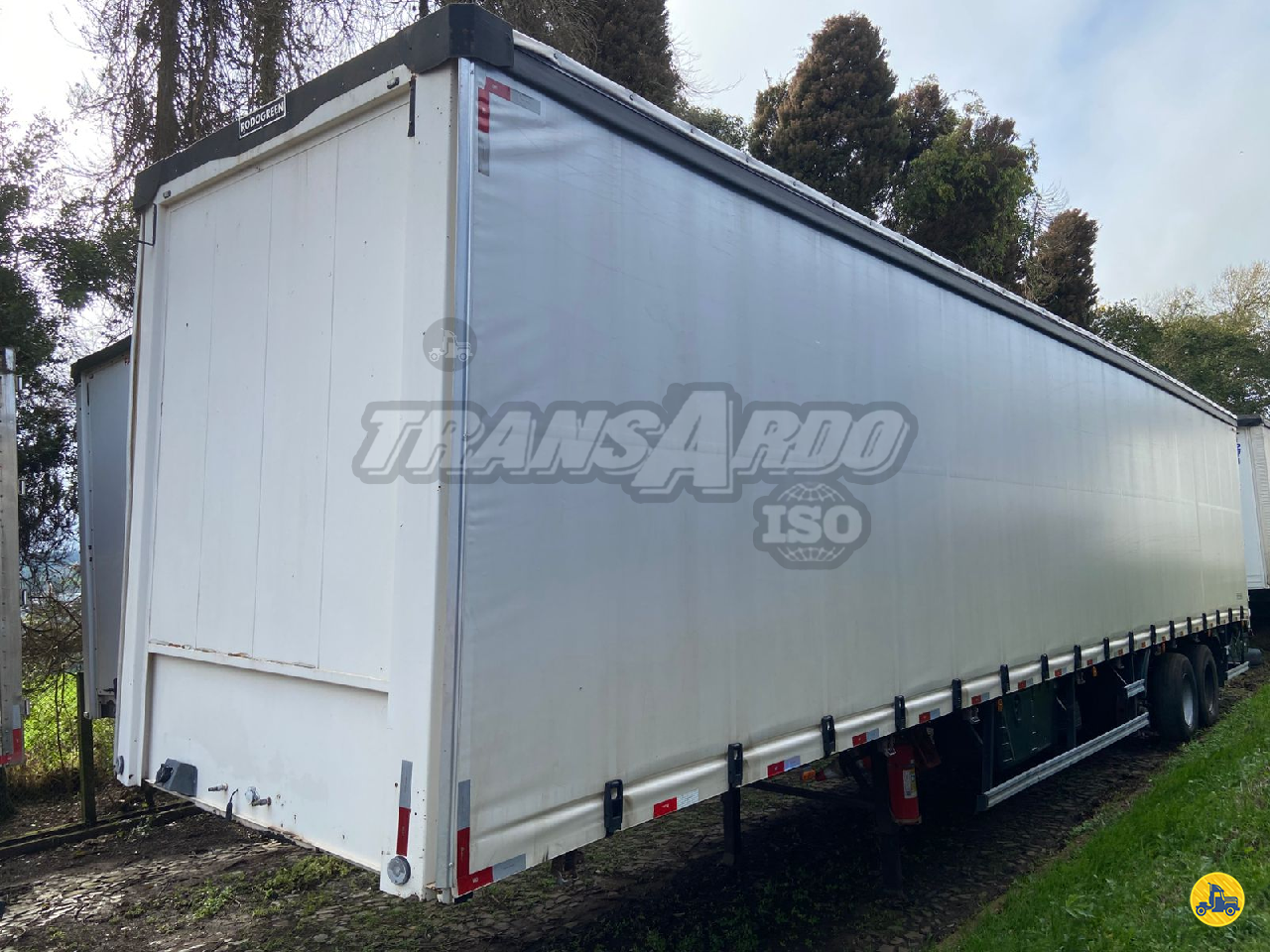 CARRETA SEMI-REBOQUE BAU SIDER Reta TransArdo CARAMBEI PARANÁ PR